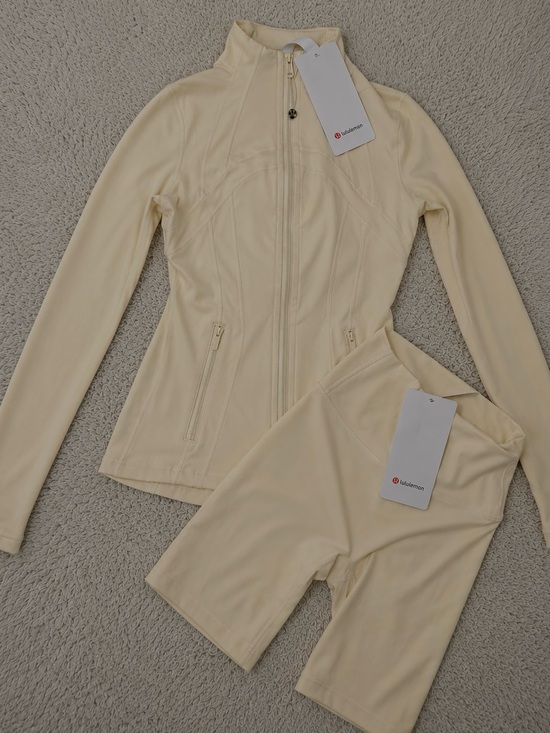 lululemon athletica Pants - Lululemon Buttercream Set